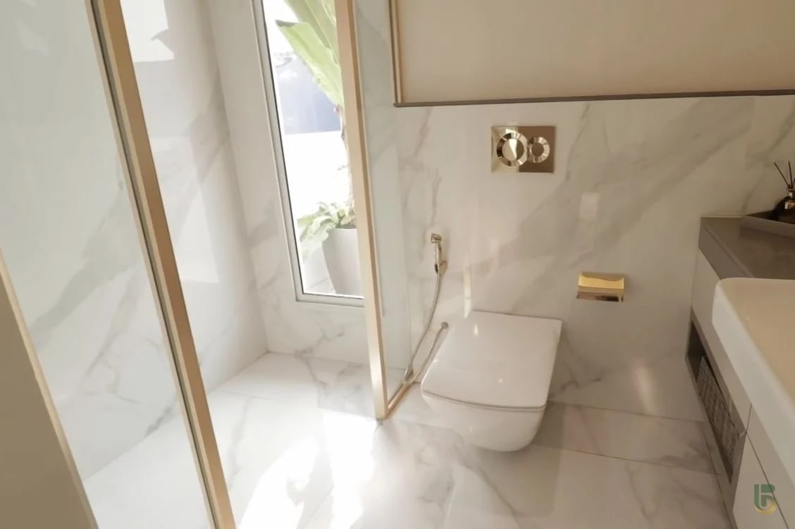 Smart World Gems Sector 89 Gurgaon Washroom