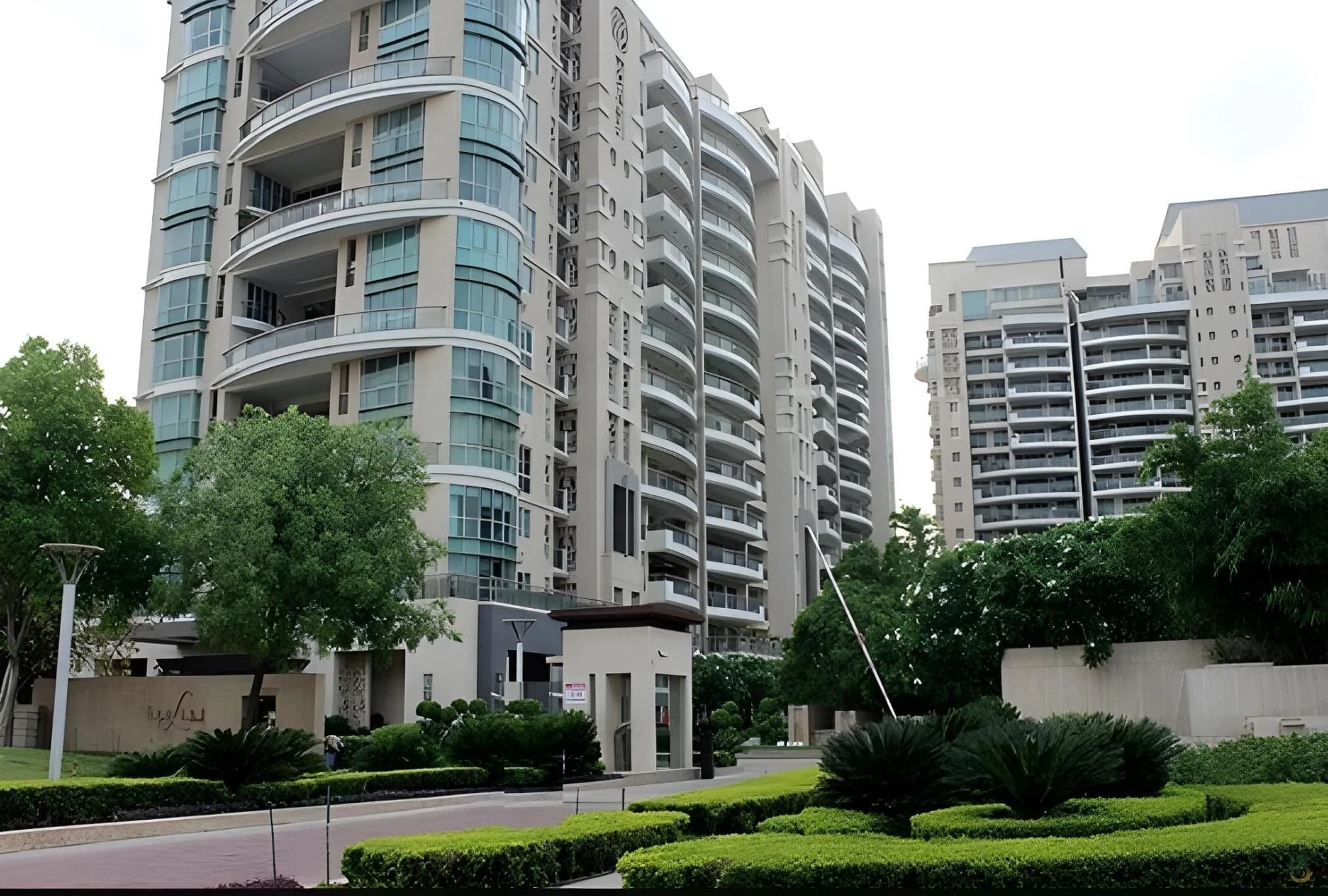 Dlf The Aralias Sector 42 Gurgaon Elevation